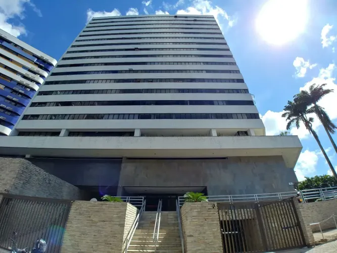 Sala comercial para venda possui 26 metros quadrados no Espinheiro - Recife - PE