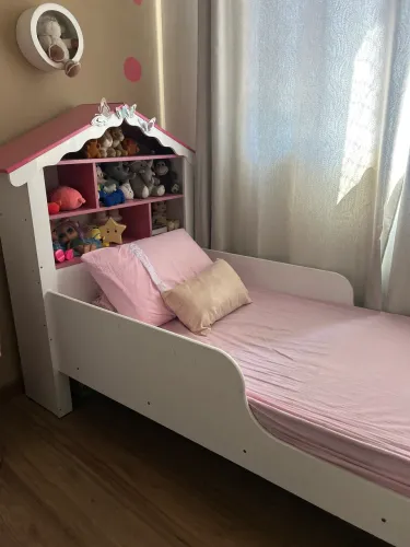 Cama casinha rosa