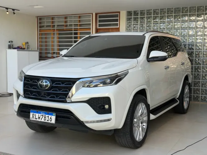 Toyota Hilux SW4 SRX 4X4 2.8 TDI 16V Dies. Aut. 2022