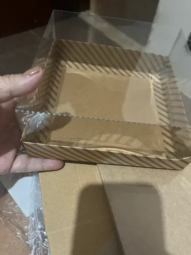 Embalagem de presente ou doces, com tampa transparente