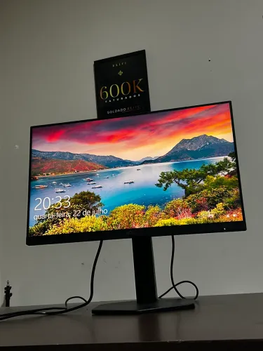 Monitor Gamer AOC 24", Full HD, 180Hz, 0.5ms, IPS, DisplayPort e HDMI, Altura Ajustável