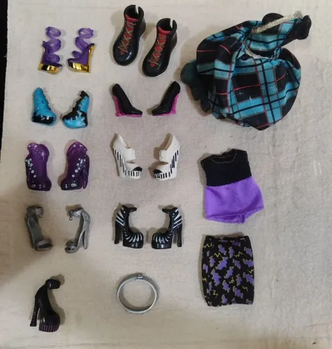 Acessórios de Monster High (vendendo separadamente, consultar no chat)