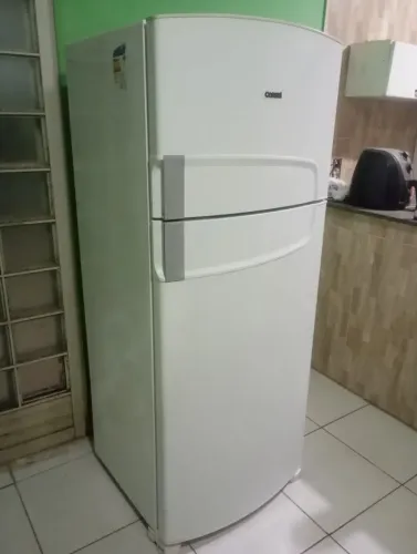 Geladeira Consul funcionando perfeitamente bem dúplex 432 litros 