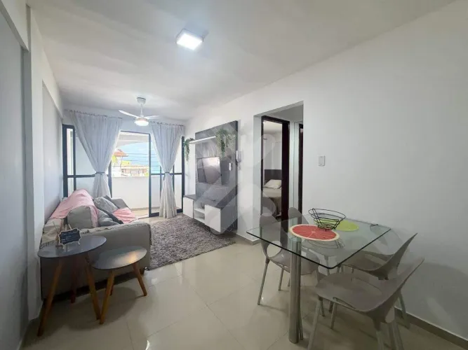 Excelente flat mobiliado à venda em Ponta Negra - 44m2