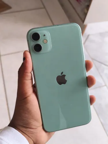 VENDO IPHONE 11 128gb BARATO PRA SAIR HOJE