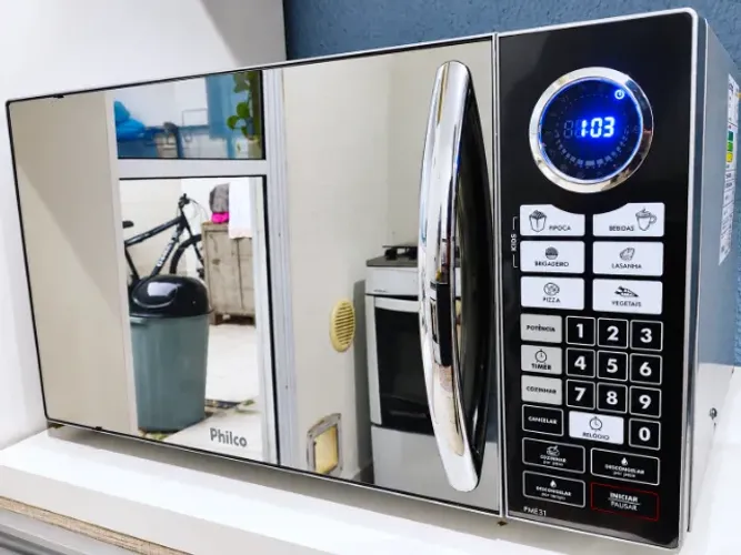 Vendo Microondas Espelhado Philco Bem Conservado + Entrega