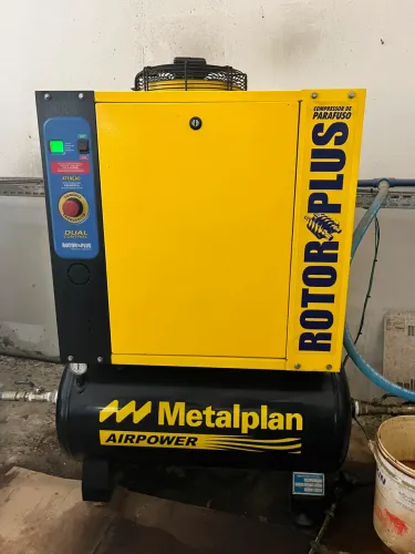 Compressor de ar RP 6 com secador de ar SMC