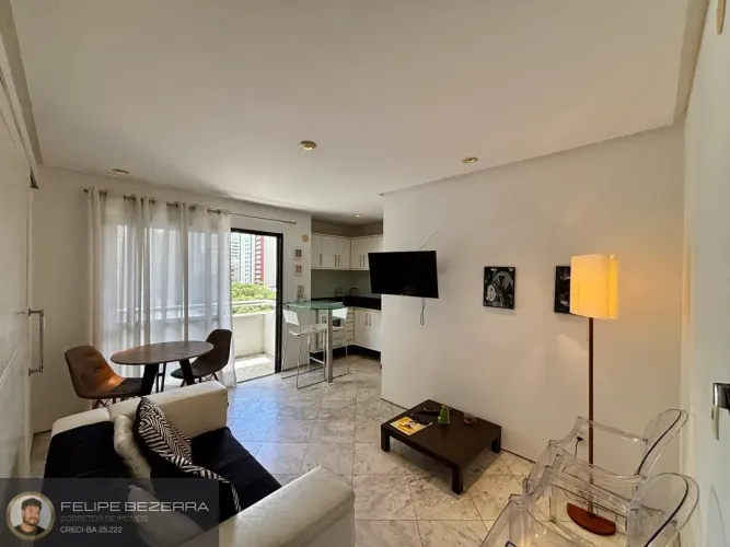 Apartamento mobiliado para locação no Corredor da Vitória com 1 quarto e varanda
