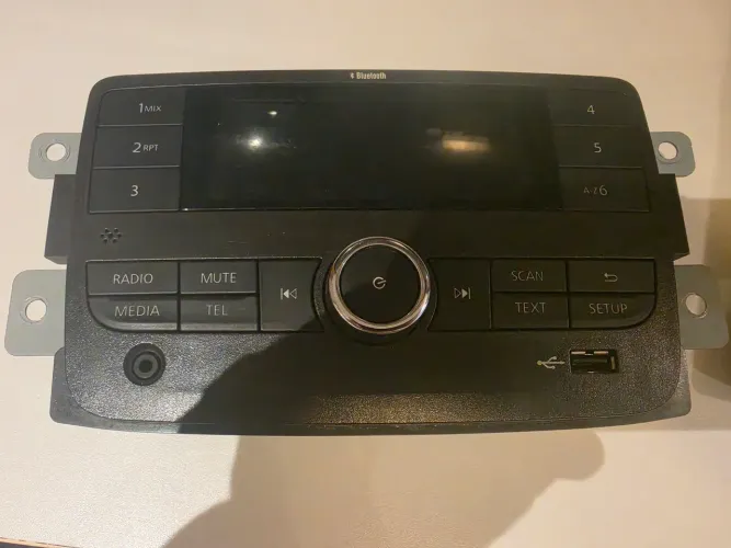 Rádio original Kwid Zen 2023  Renaut - excelente sem defeito algum. 