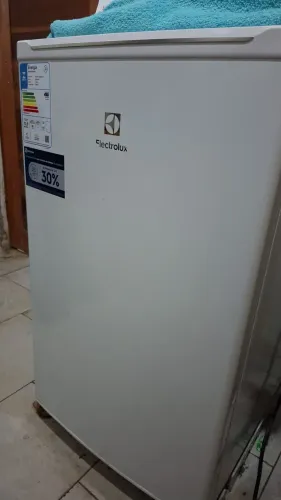 Frigobar Electrolux 122lts 