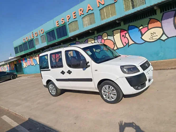 Fiat Doblo Essence 1.8 Flex 16V 5P 2021