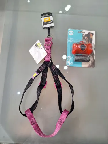 Coleira Ferplast L preta e rosa + kit cata cocô