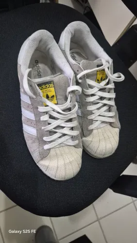 Tenis super star 38