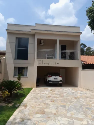 Casa à Venda no Condomínio Itamambuca em Valinhos, no bairro Vila Pagano.