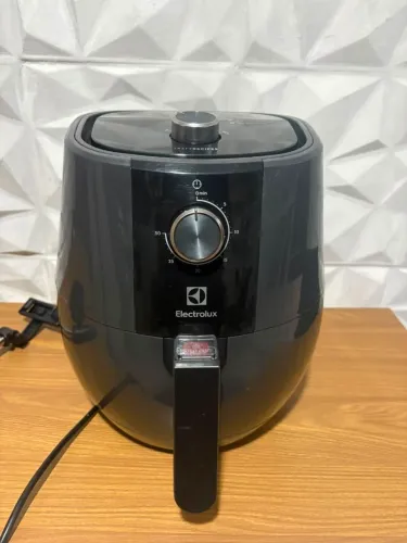Fritadeira elétrica Air fryer Eletrolux