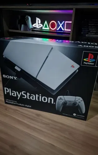 PlayStation 5 Digital Edition - LACRADO - Edição Comemorativa 30 Anos