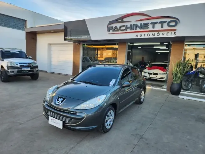 Peugeot 207 XR 1.4 Flex 8V 5P 2012