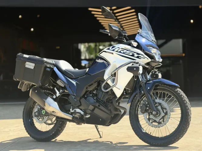 Kawasaki Versys-x 300 tourer 2025