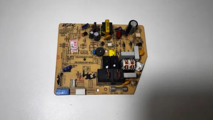 Placa de ar condicionado