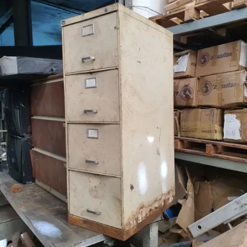 Arquivo de Ferro 4 Gavetas Usado