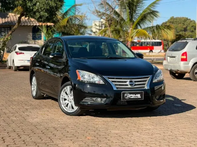 Nissan Sentra SL 2.0/ 2.0 Flex Fuel 16V Aut. 2015