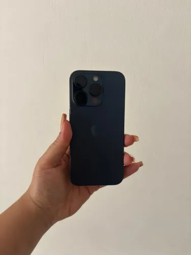 iPhone 15 pro 128GB todo original