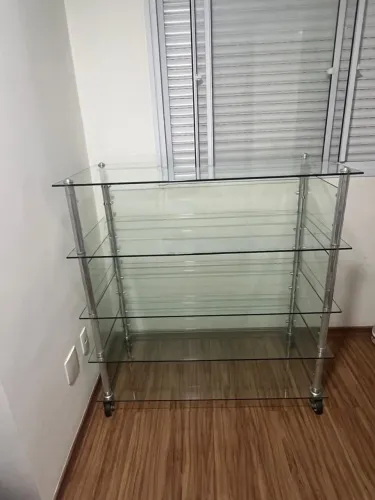 Vitrine/Balcão de Vidro com Rodinhas - Excelente Estado