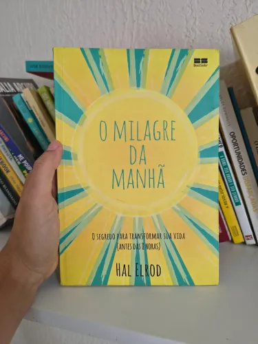 Livro O Milagre da Manhã - Hal Elrod (Semi-novo)