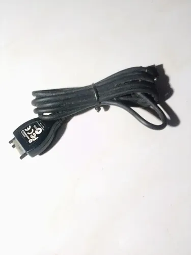 Cabo USB para celular antigo da Motorola nunca usei