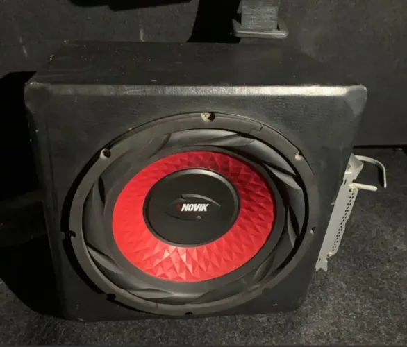 Subwoofer Automotivo Wolk + módulo H-buster