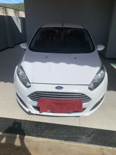 Ford Fiesta SEL 1.6 16V Flex Mec. 5P 2017