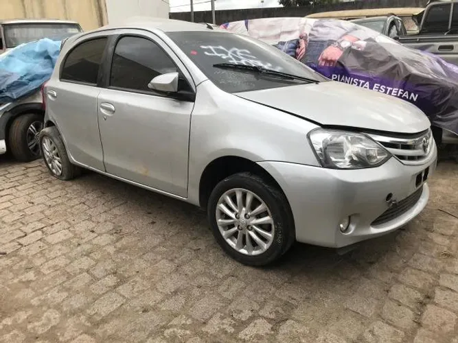 Multimidia Etios