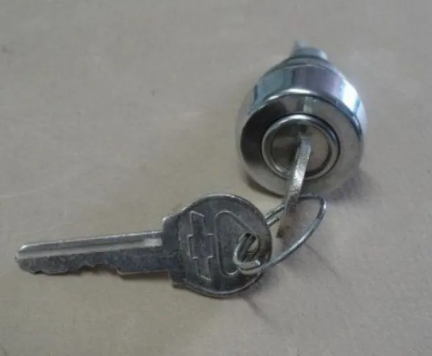 Cilindro Porta Malas Opala 85 à 87 Cromado com Chave Original GM Novo