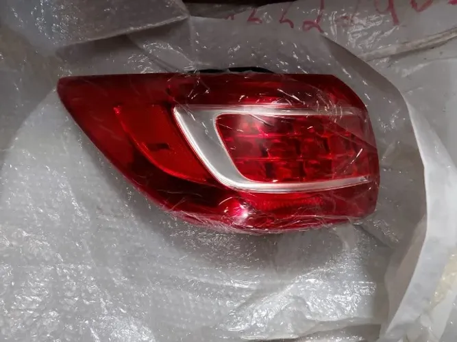 Lanterna Traseira Kia L/E