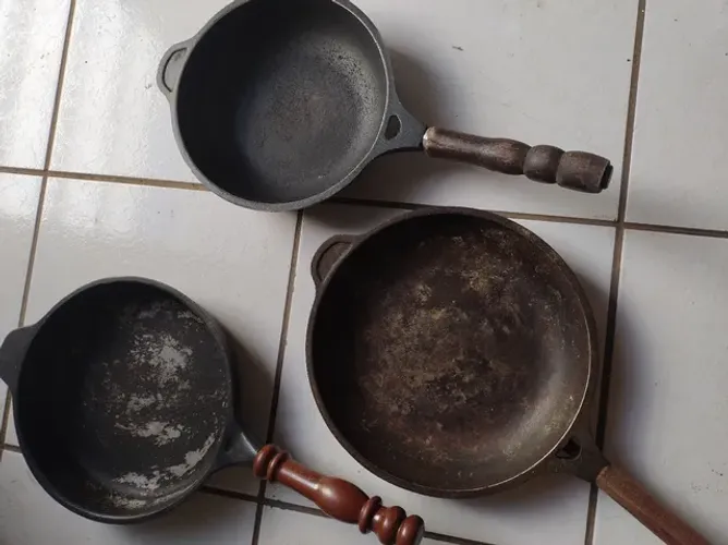 Frigideiras grossas de alumínio