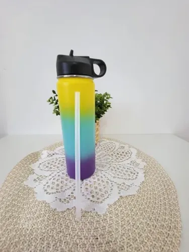 Garrafa de Vácuo de Parede Dupla em Aço Inoxidável - 600 ml