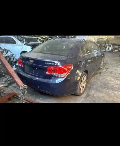 Retirada de peças sucata cruze sedan original 