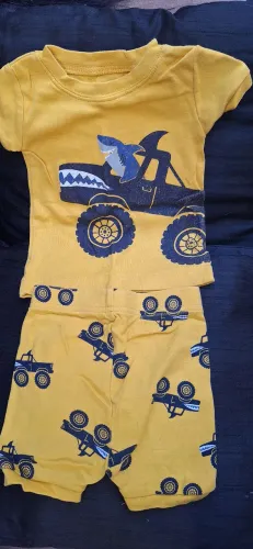Conjunto importado infantil marca Old Navy 6-13 meses