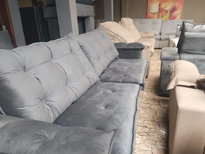 Lotes de sofás, achadinhos de luxo,alto nível ,só aqui no salvados de são José dos pinhais