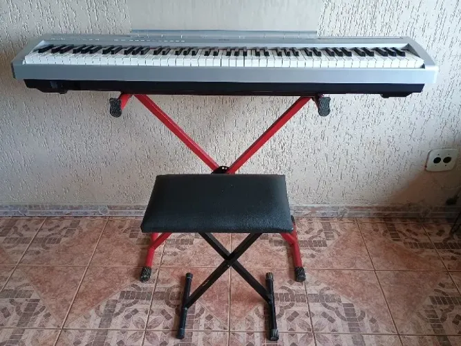 Piano Digital Yamaha P 95 + Semi Case Solid Sound + Fonte Onerr+ Estante + Banqueta