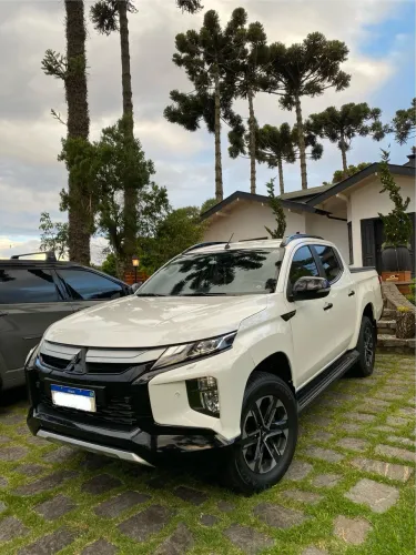 Mitsubishi L200 Triton Sport HPE-S 2.4 CD Dies. AUT 2023