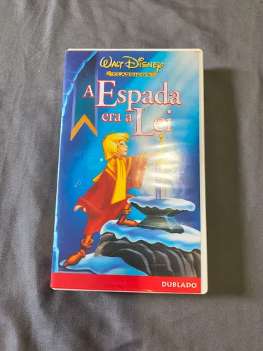 Fita VHS Disney A Espada da Lei