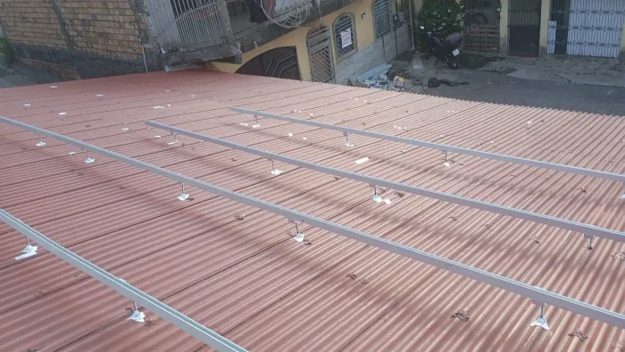 Trilho para placa solar