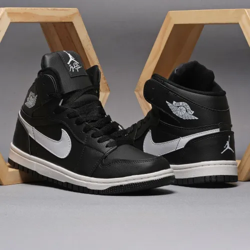 Tênis Nike Jordan 