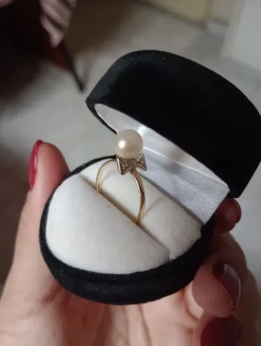 Anel solitário em ouro