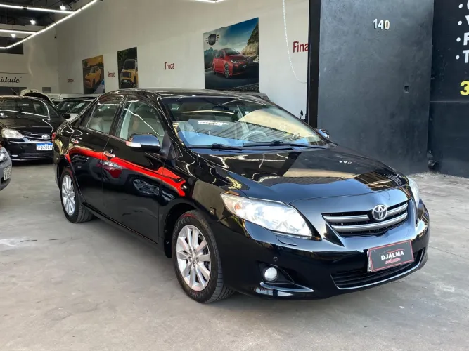 Toyota - Corolla Automático 1.8 SEG