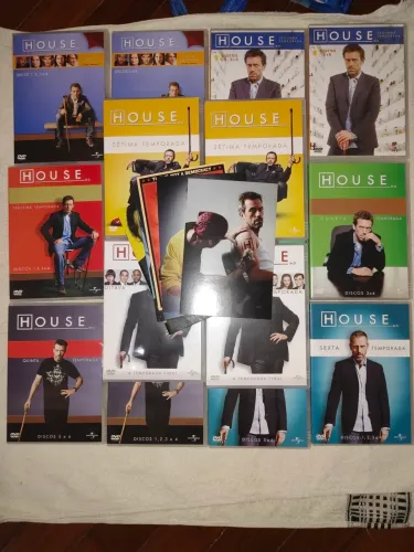 Box Completo - Dr. House (8 Temporadas em DVD) +Posters