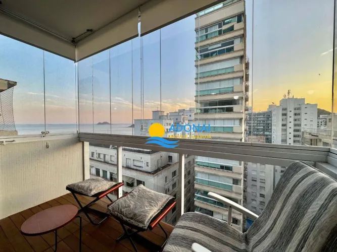 Apartamento próximo à praia com vista Pitangueiras Guarujá