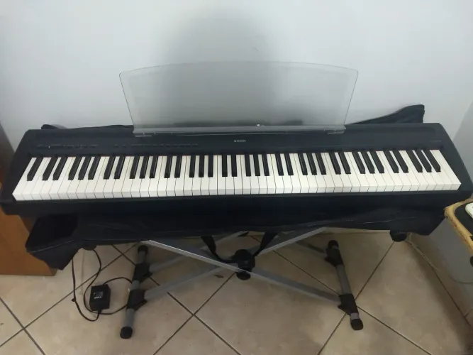 Piano elétrico Yamaha EP85
