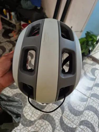 Capacete btwin  tamanho 55 a 59 cm